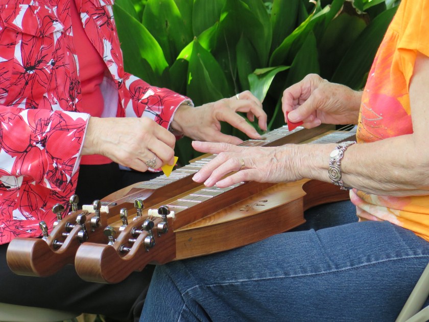 Helen and Peggy - Courting Dulcimer - 1 - IMG_3367_1