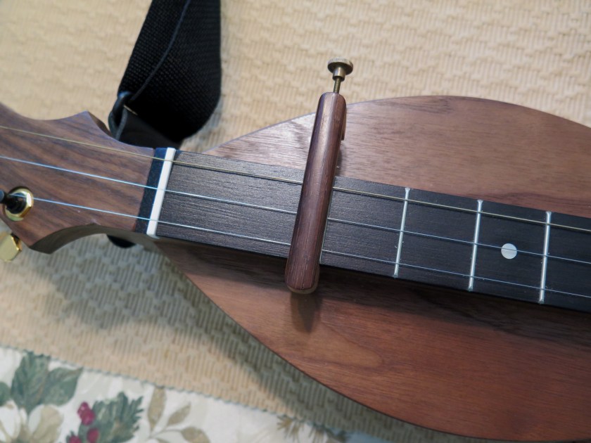 capo-next-to-first-fret-img_1476_1